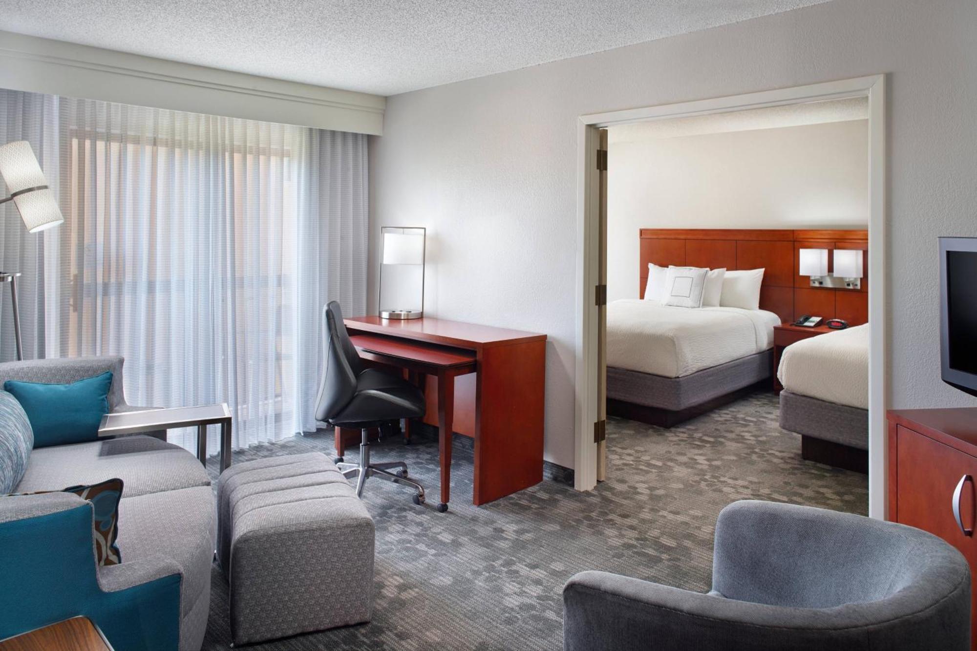 คอร์ทยาร์ด ฟาเยตต์วิลล์ Hotel เฟย์เอตต์วิลล์ ภายนอก รูปภาพ