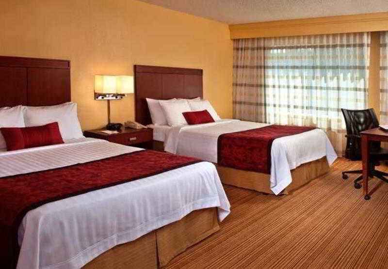 คอร์ทยาร์ด ฟาเยตต์วิลล์ Hotel เฟย์เอตต์วิลล์ ห้อง รูปภาพ